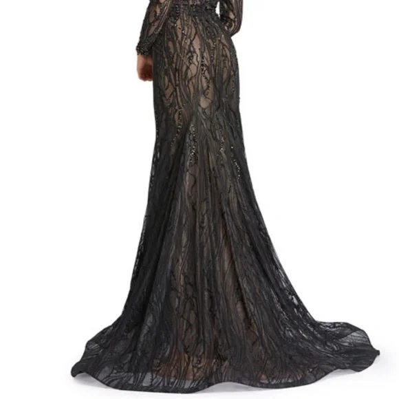 Mac Duggal Black Lace Evening Gown - Picture 6 of 13